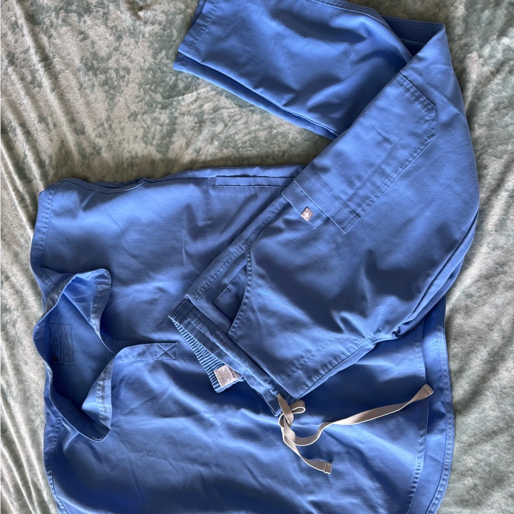 FIGS scrubs set in ceil blue